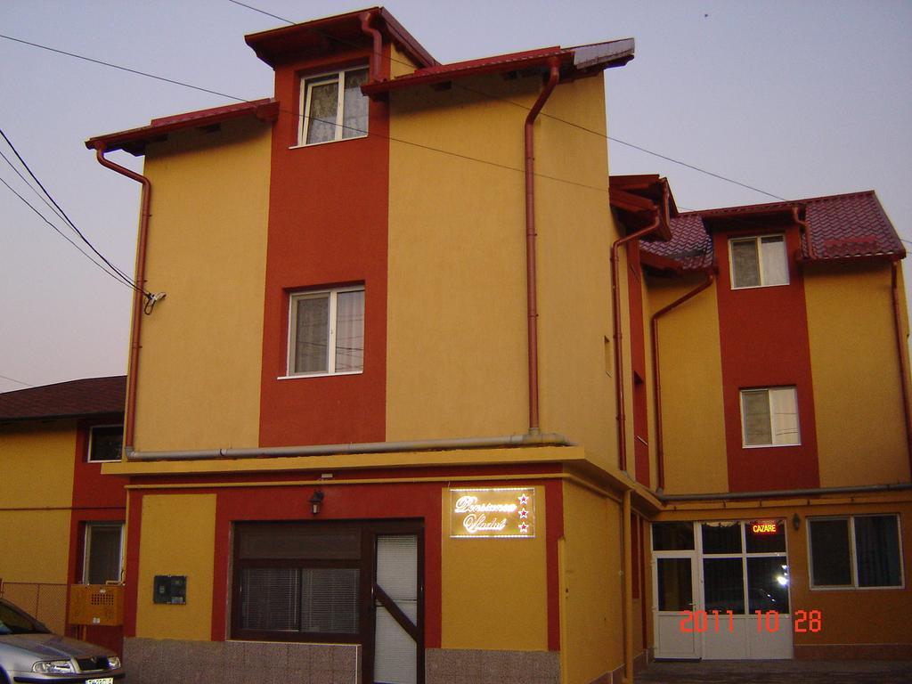 Pensiunea Vladut Timisoara Ngoại thất bức ảnh
